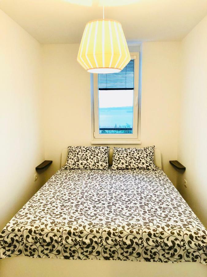 Seaview Apartment Копер Екстер'єр фото